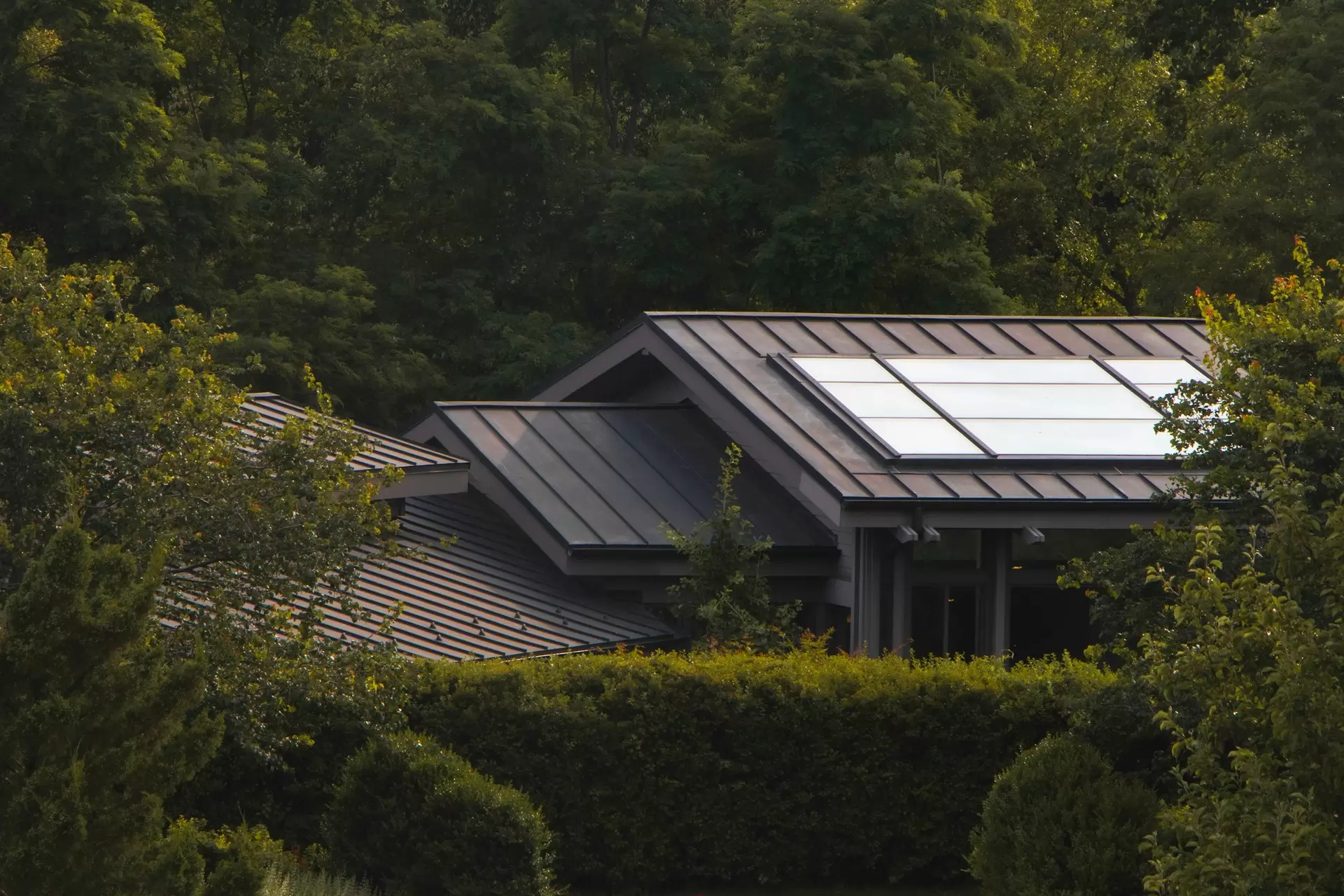 Hero Image for Do you know how solar panel equipment finance works?